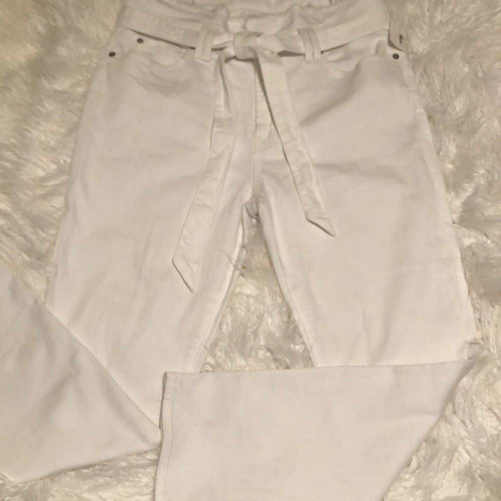7 For All Mankind white belted jeans 32x26